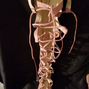 NEVER BEEN WORN Women rose tie up sandal